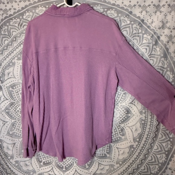 SO Lavender Waffle Textured Shirt - Picture 2 of 4